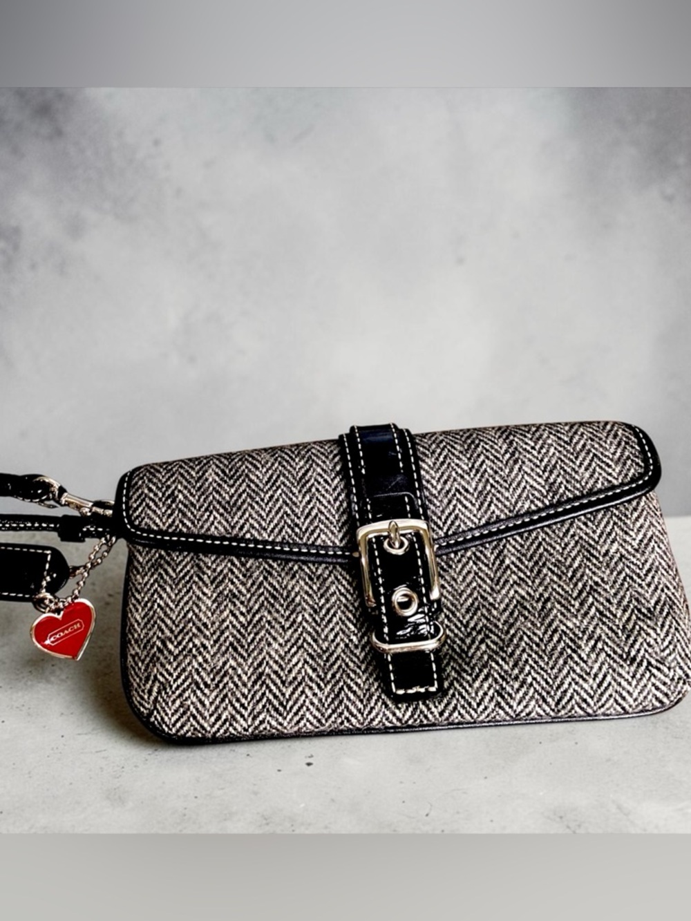Coach Herringbone Tweed Clutch Wristlet Wallet Heart Charm